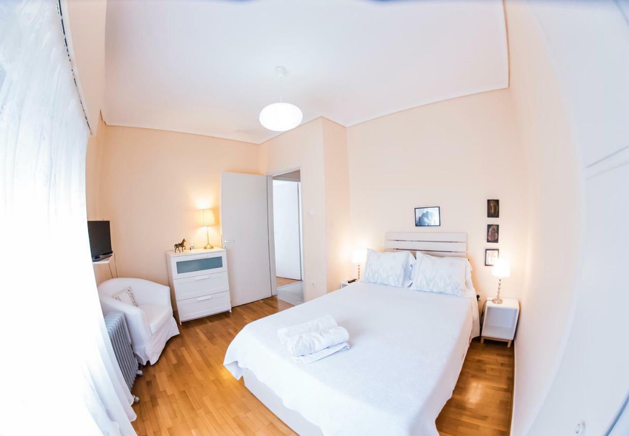 Flisvos Seafront-Marina Apartment Athen Eksteriør bilde