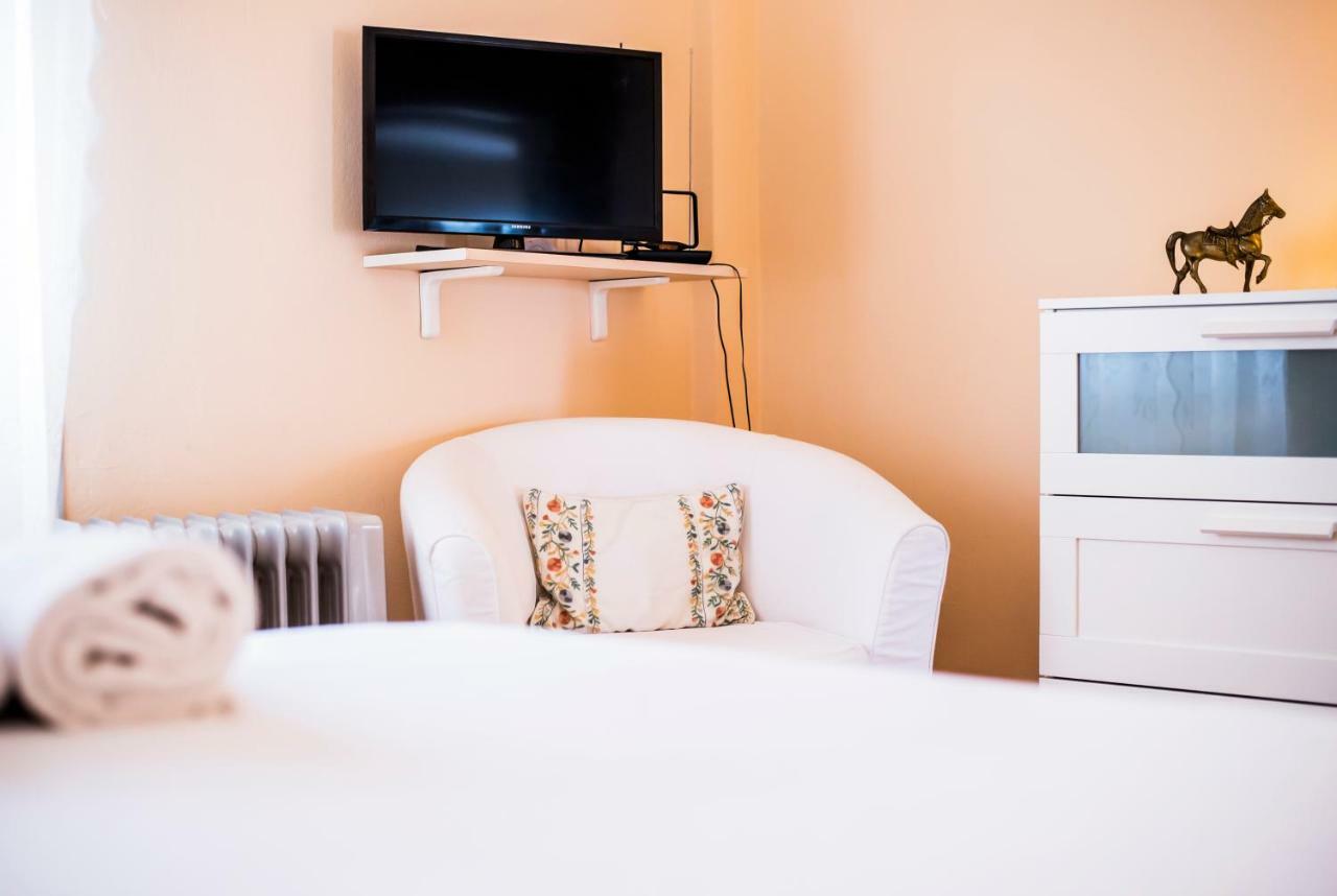 Flisvos Seafront-Marina Apartment Athen Eksteriør bilde