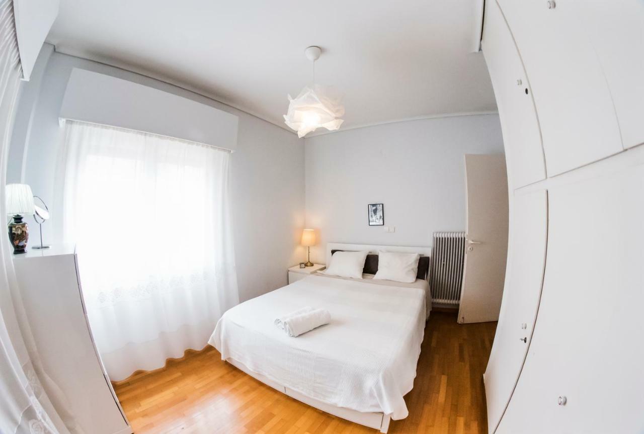 Flisvos Seafront-Marina Apartment Athen Eksteriør bilde